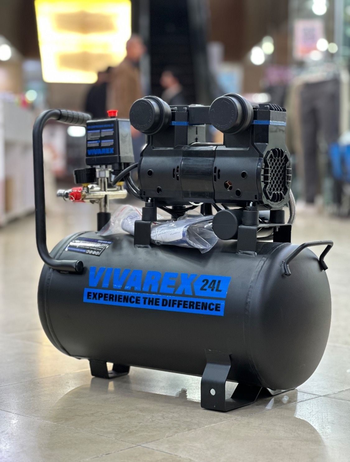 کمپرسور باد ویوارکس مدل VR2415-SS ظرفیت ۲۴ لیتر بدون روغن سایلنت